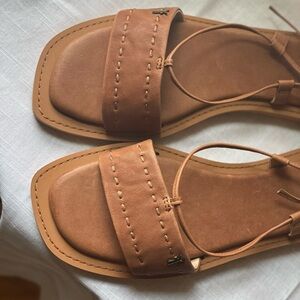 NWT Frye Faye Leather Ankle Tie Sandals Size 9